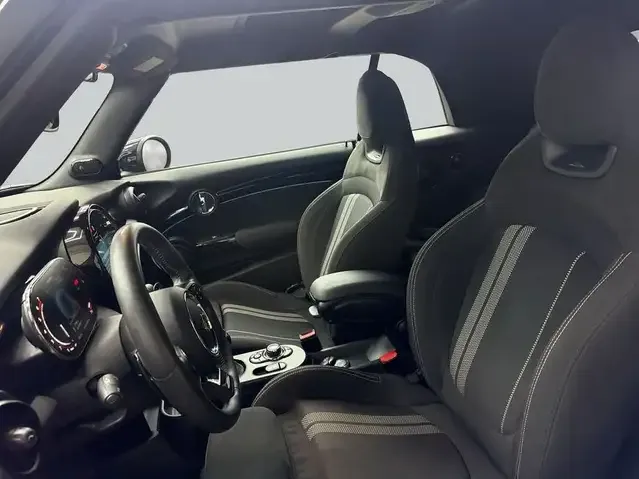 MINI John Cooper Works Cabrio