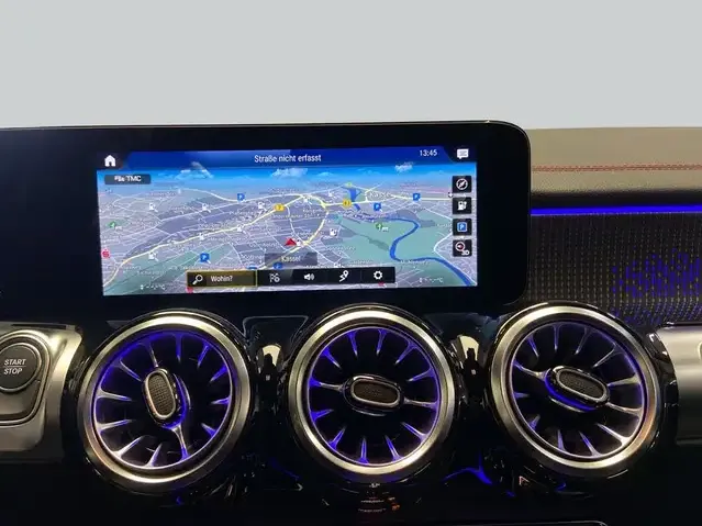 Mercedes-Benz EQB 250