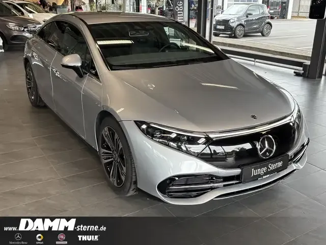 Mercedes-Benz EQS