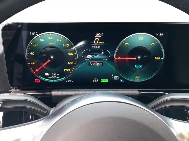 Mercedes-Benz EQA 250