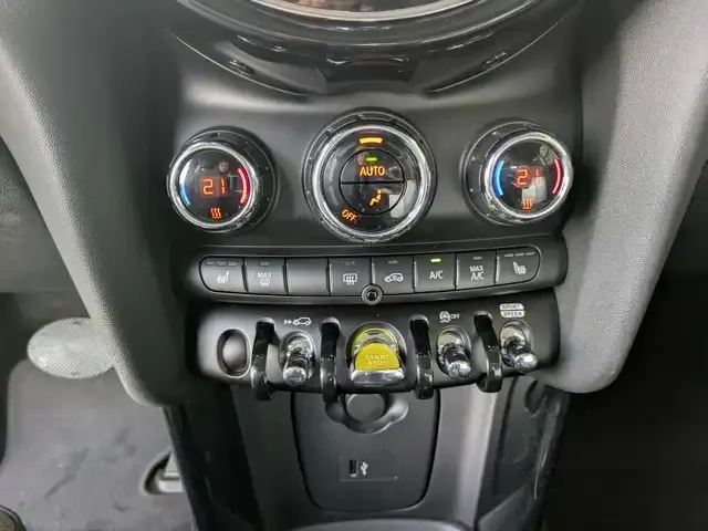 MINI Cooper SE