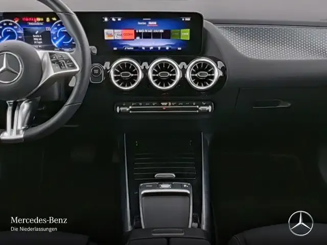 Mercedes-Benz EQA 300