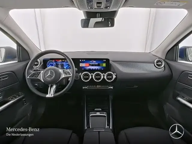 Mercedes-Benz EQA 300