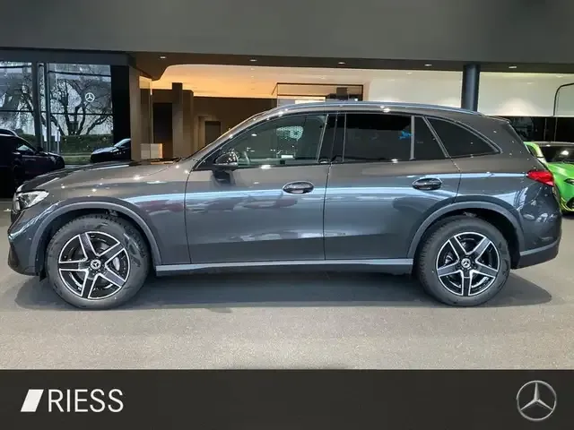 Mercedes-Benz GLC 220