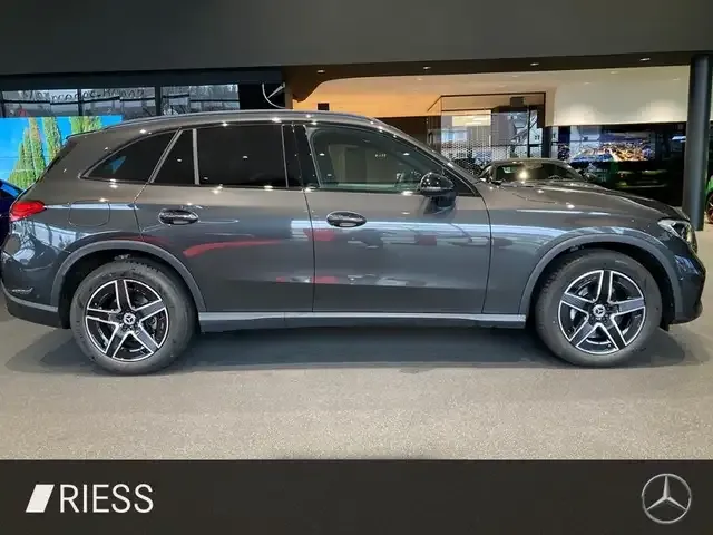 Mercedes-Benz GLC 220