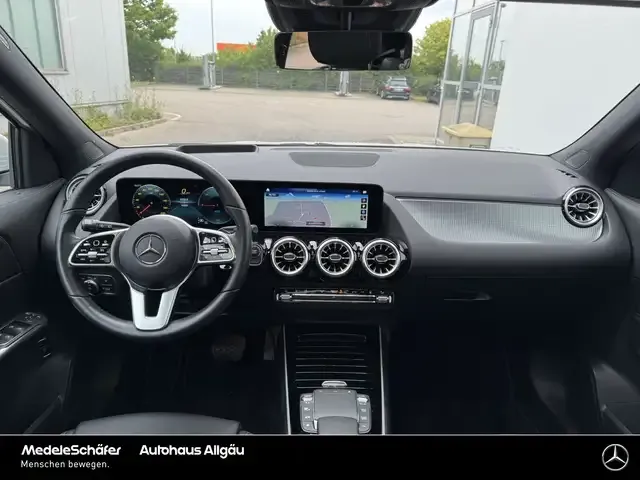 Mercedes-Benz EQA 250