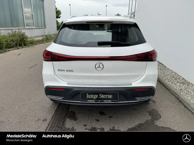 Mercedes-Benz EQA 250