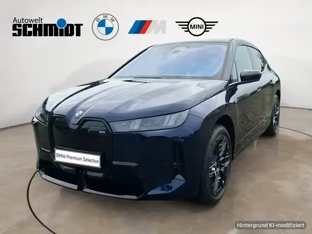 BMW iX