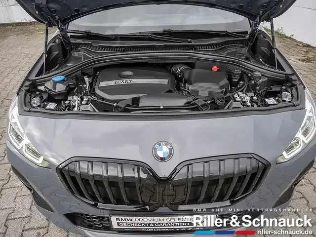 BMW 220