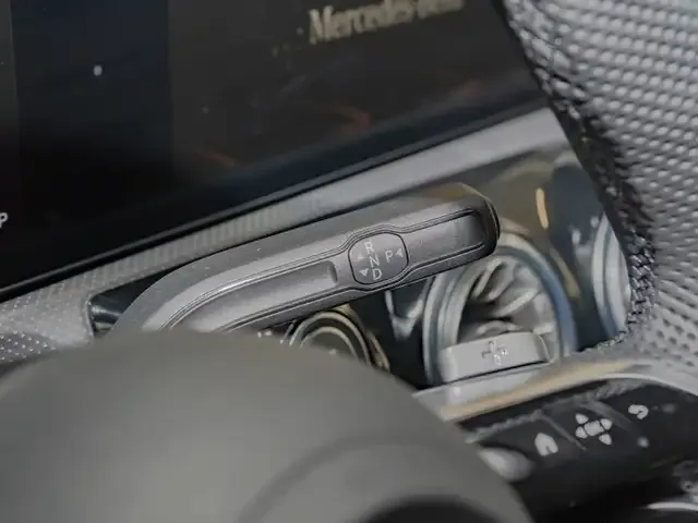 Mercedes-Benz CLA 220