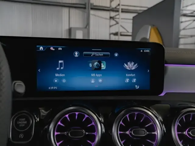 Mercedes-Benz CLA 220