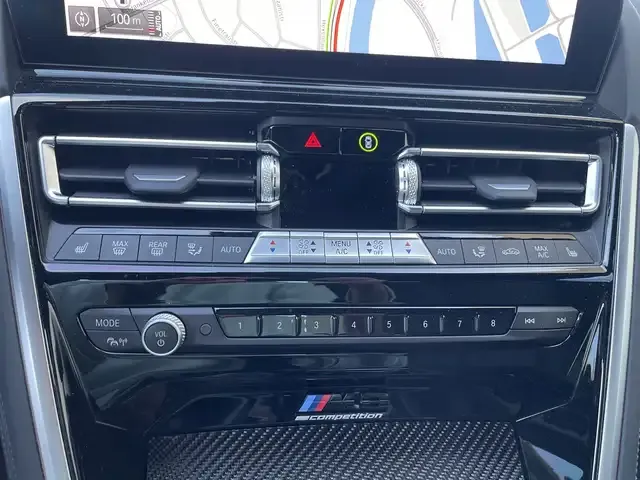 BMW M8