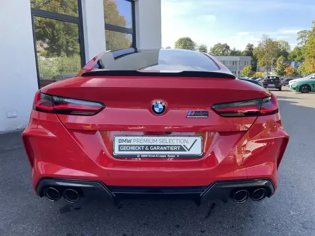 BMW M8