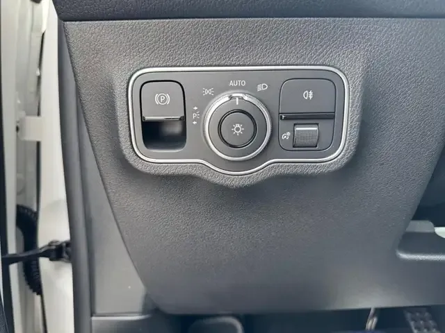 Mercedes-Benz EQB 350