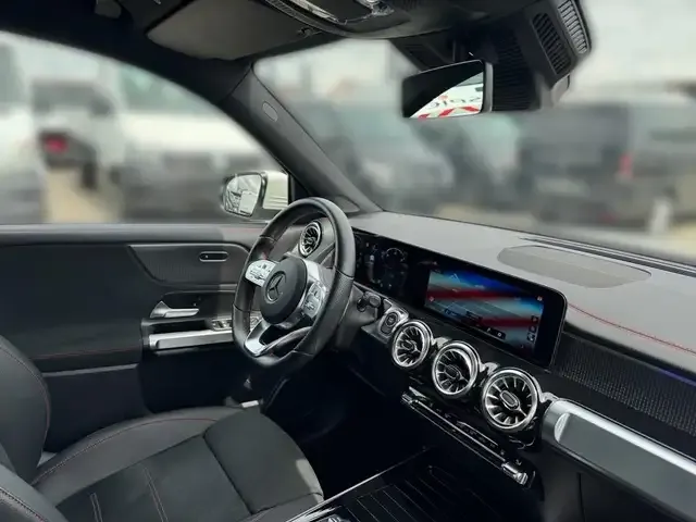 Mercedes-Benz EQB 350