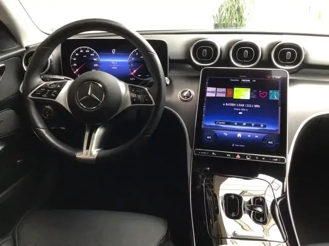Mercedes-Benz C 200