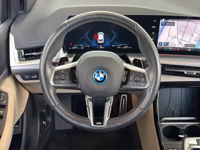 BMW 225