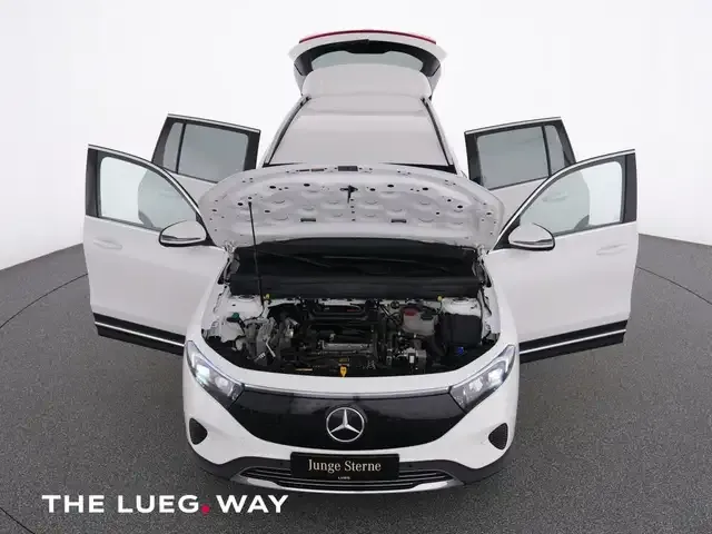Mercedes-Benz EQB 300