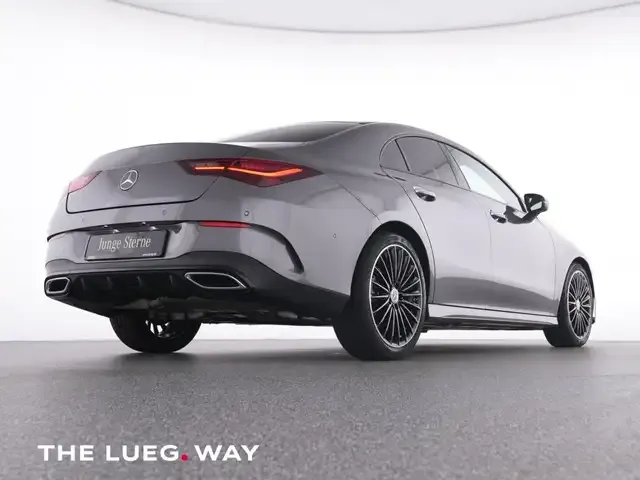 Mercedes-Benz CLA 200