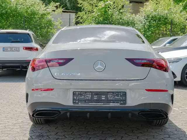 Mercedes-Benz CLA 220