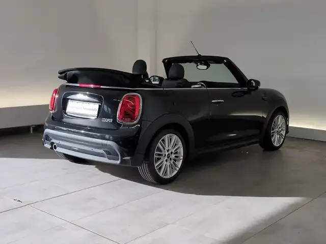 MINI Cooper Cabrio