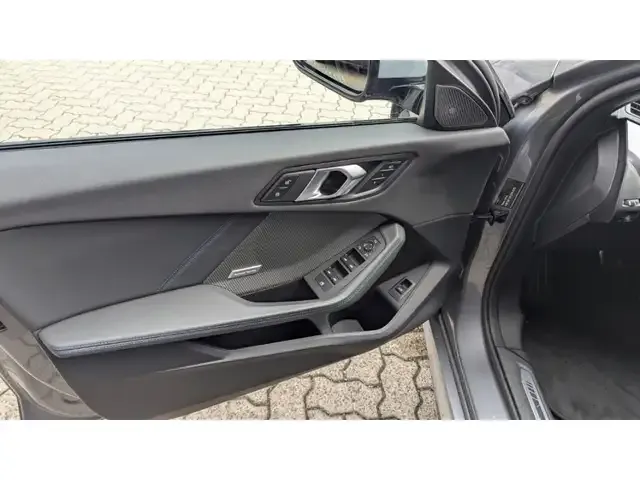 BMW 123