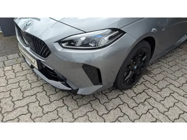 BMW 123