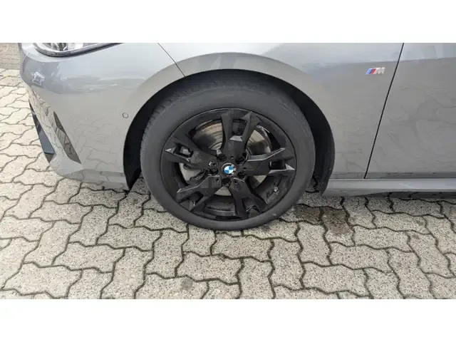 BMW 123