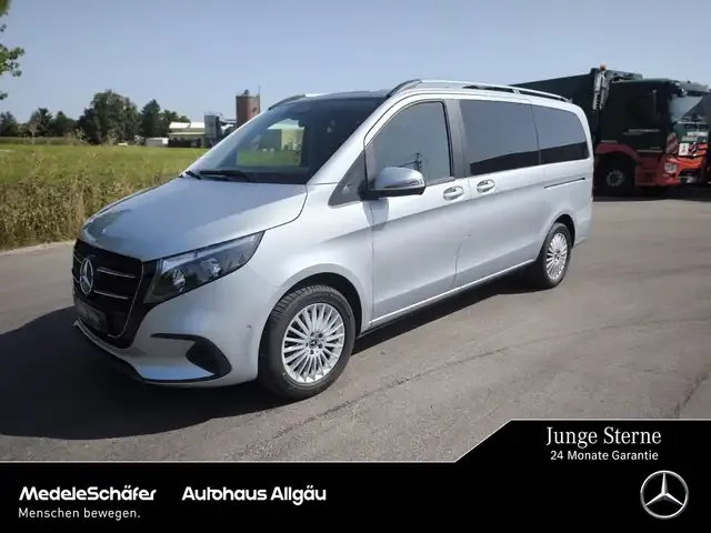 Mercedes-Benz V 250