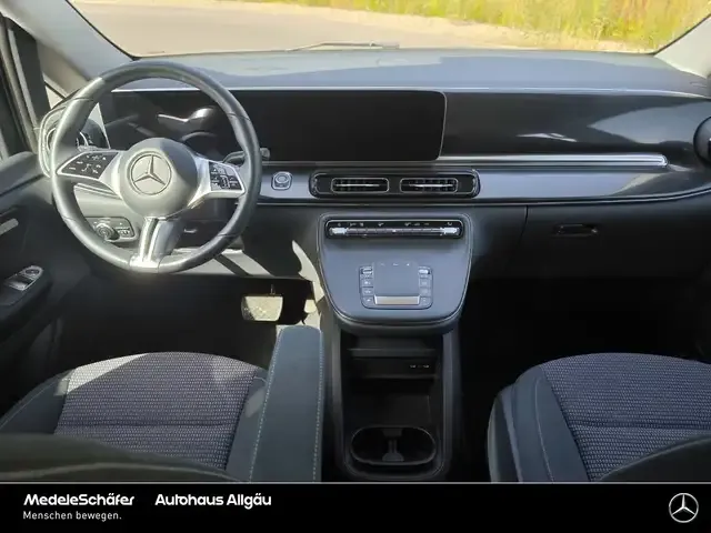 Mercedes-Benz V 250