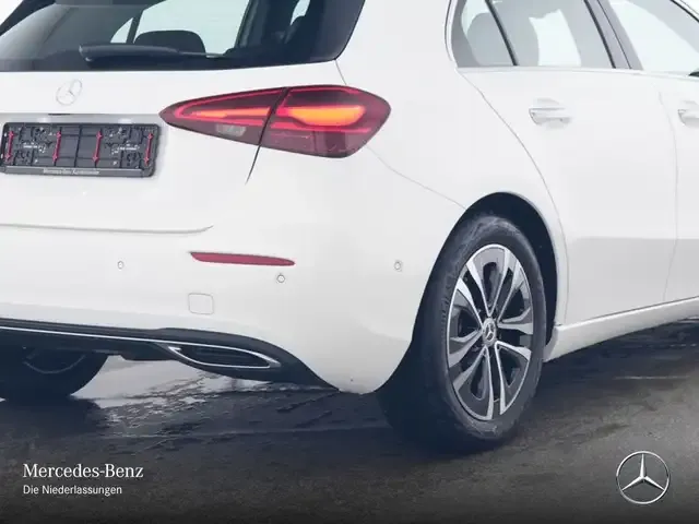 Mercedes-Benz A 200