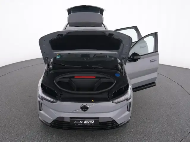 Volvo EX90