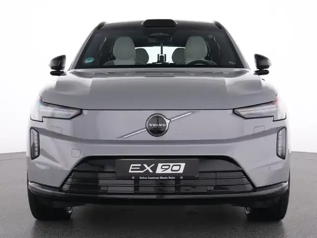 Volvo EX90