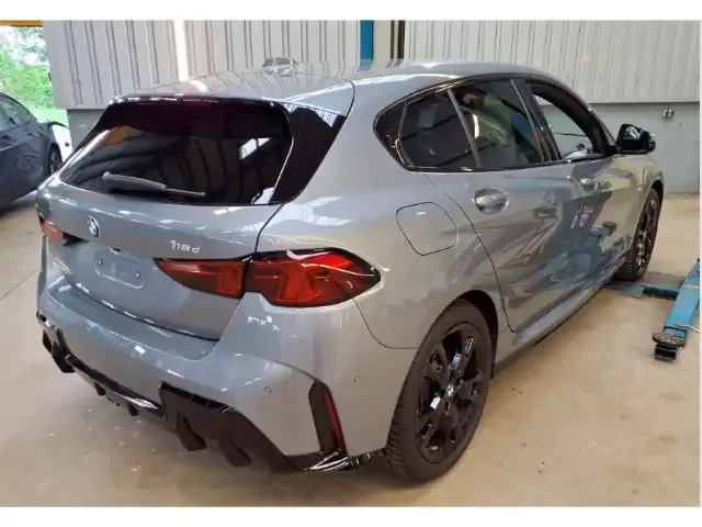BMW 118