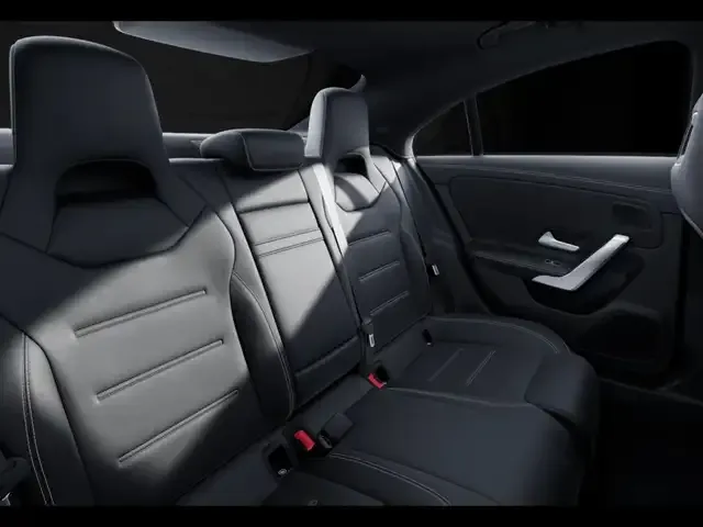 Mercedes-Benz CLA 220