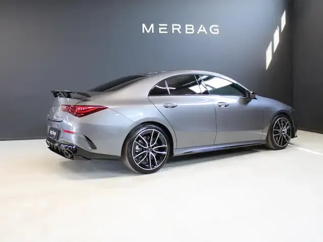 Mercedes-Benz CLA 35 AMG