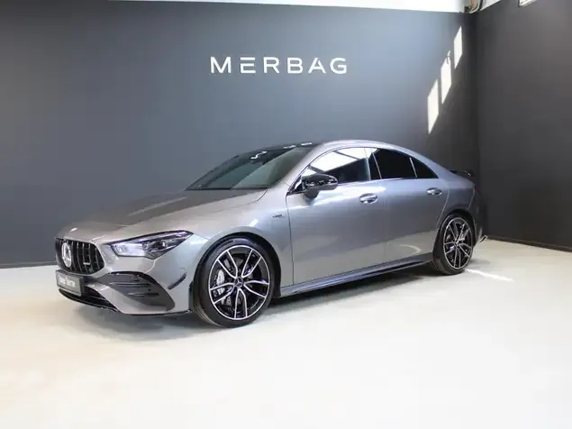 Mercedes-Benz CLA 35 AMG