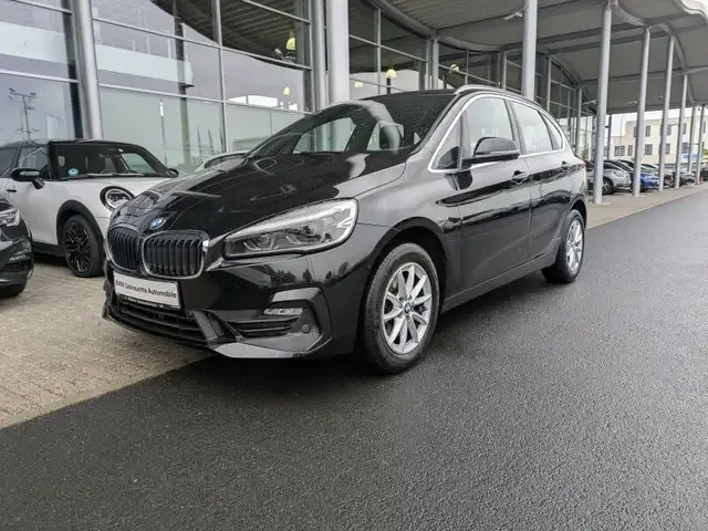 BMW 218