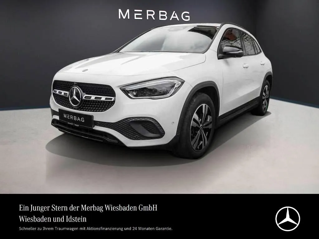 Mercedes-Benz GLA 250