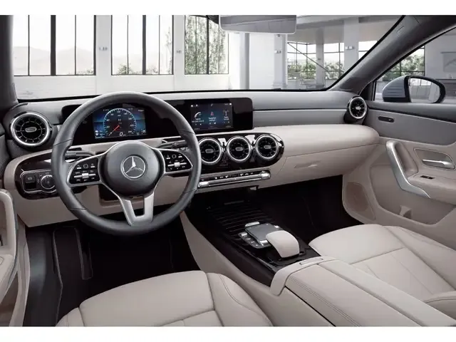 Mercedes-Benz A 250