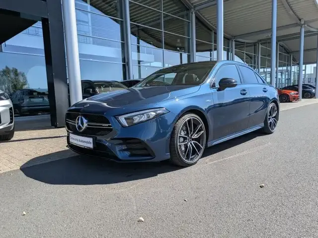 Mercedes-Benz A 35 AMG