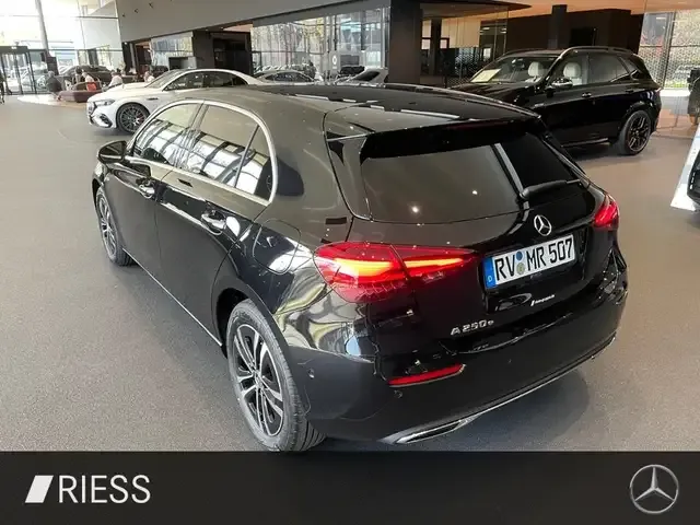 Mercedes-Benz A 250