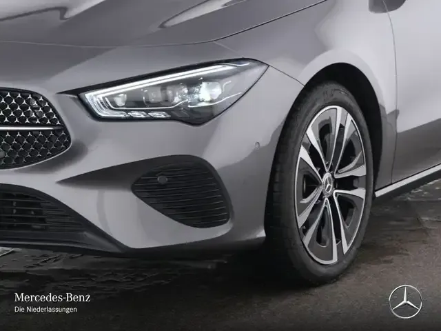 Mercedes-Benz CLA 180