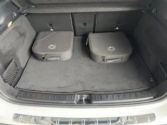 Mercedes-Benz EQA 300