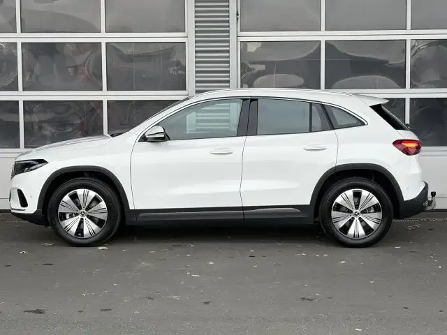 Mercedes-Benz EQA 300