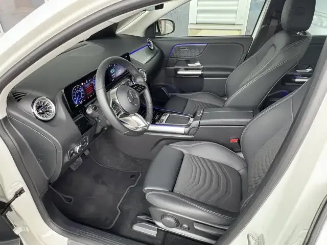 Mercedes-Benz EQA 300