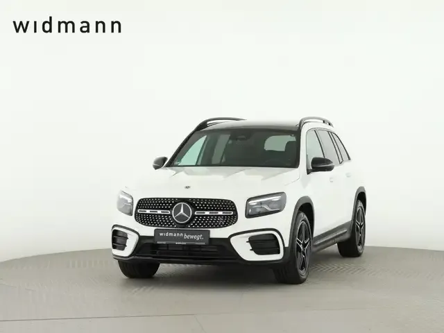 Mercedes-Benz GLB 220