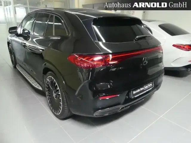 Mercedes-Benz EQE SUV