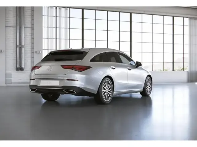 Mercedes-Benz CLA 220
