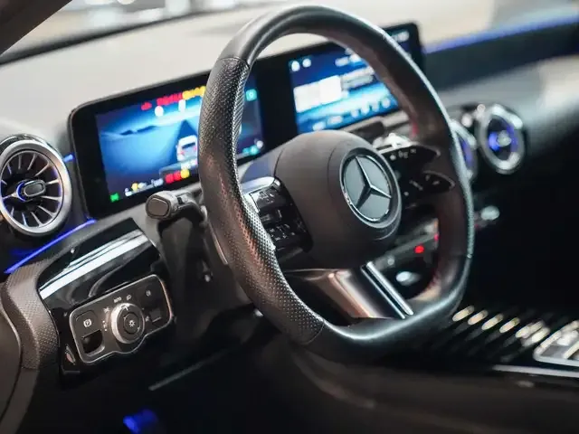 Mercedes-Benz A 200